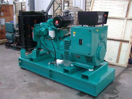 茌平200kw康明斯柴油发电机组图片 茌平200kw康明斯柴油发电机组图片